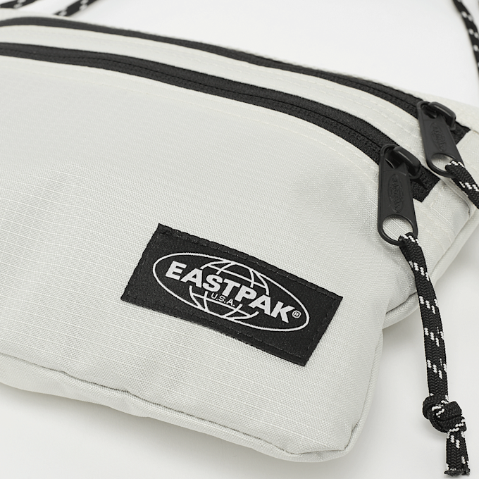 Eastpak Athleish Crossbody beige 100301 4