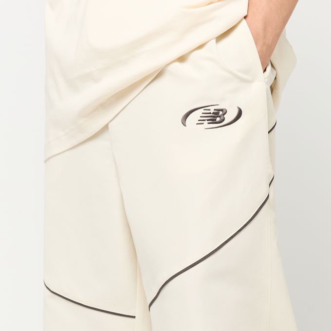 New Balance Woven Trackside Pant bež 100638 3