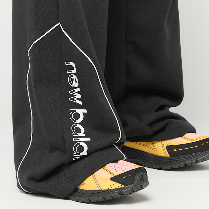 New Balance Trackside French Terry Pant schwarz 100641 4