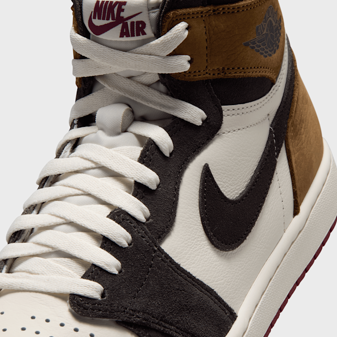 Jordan Air Jordan 1 Retro High OG "Love The Game" bruin 100942 7