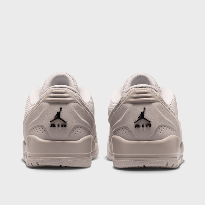 Jordan Air Jordan 3 RM bež 100948 4