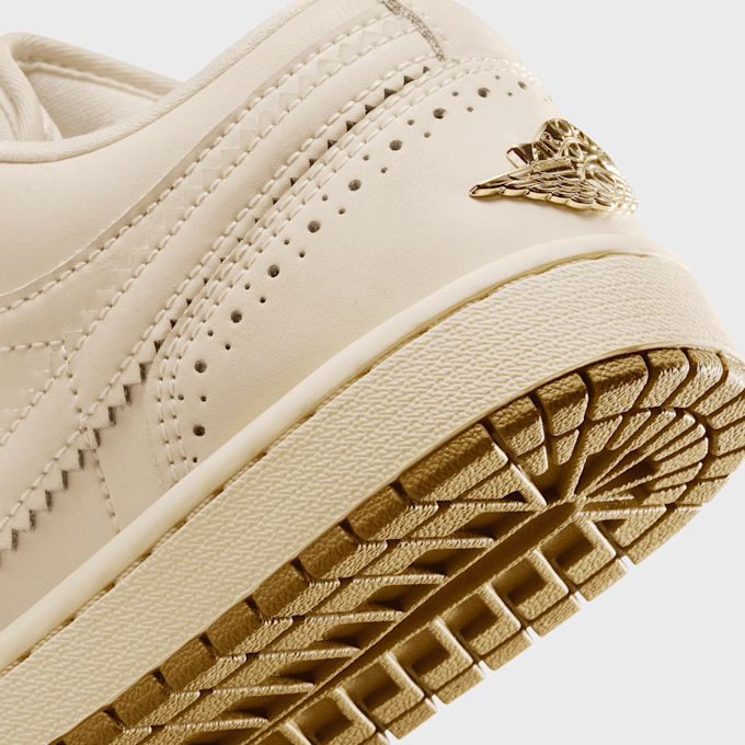 Jordan Air Jordan 1 Low SE bege 100988 8