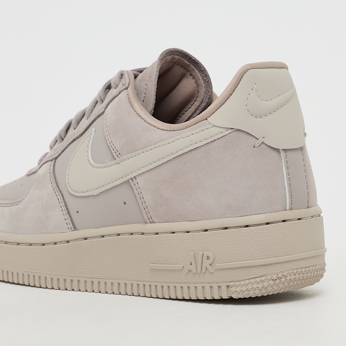 Nike   WMNS Air Force 1 Retro Premium szary 101129 7