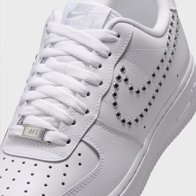 Nike Air Force 1 '07 LV8 blanc 101090 7