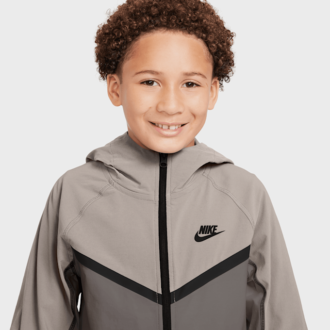 Nike Tech Woven Jacket grau 101520 3