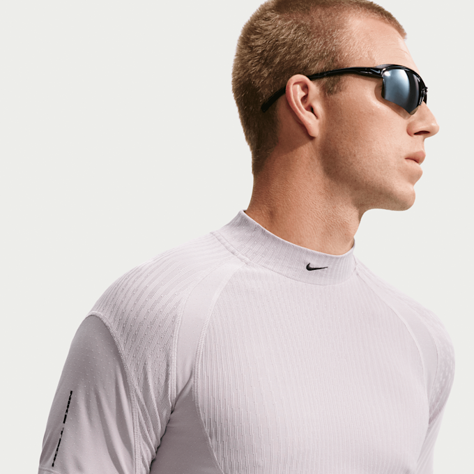 Nike Tech Dri-FIT ADV Short-Sleeve Top siva 101454 3