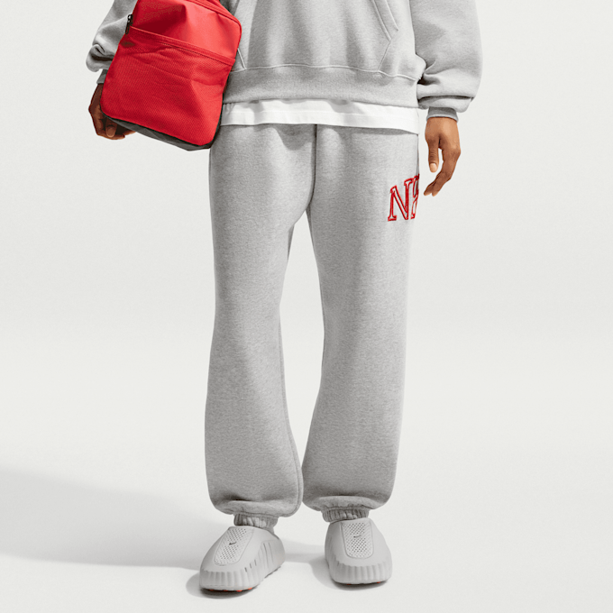 Nike Studio Fleece Medium Weight "Graphic Pack" Oversized Cuffed Logo Pants cinzento 101568 1