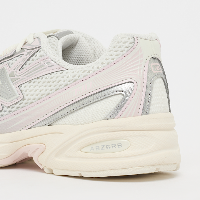 New Balance 740 bež 104391 6