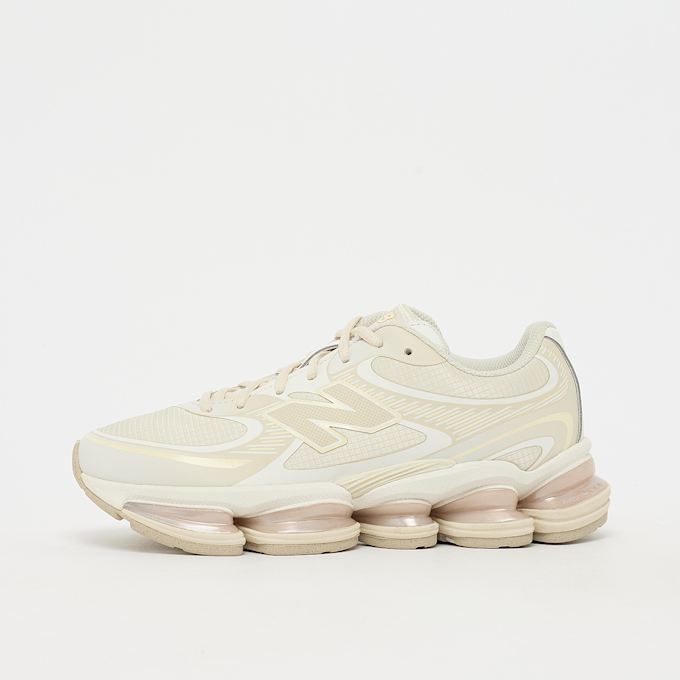 New Balance 2000 Beige 104492 1