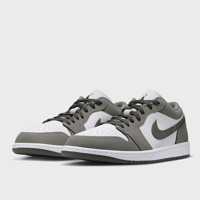 Jordan Air Jordan 1 Low Grau 105305 3