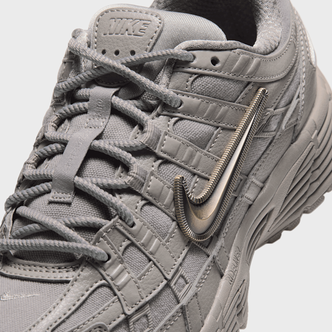 Nike P-6000 Grün 105327 7