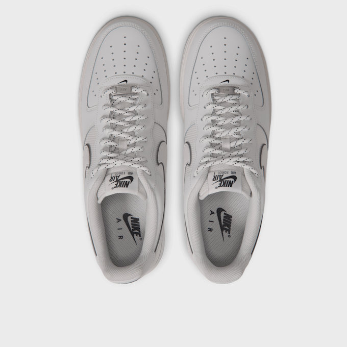 Nike Air Force 1 '07 LV8 blanc 105587 6
