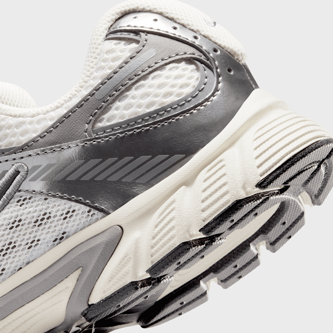 Nike   V5 RNR (GS) beż 105775 8