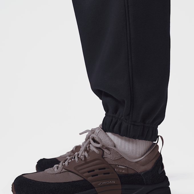 Nike Brooklyn Statement Fleece Cuff Pant Noir 105819 5