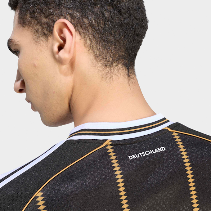 adidas Originals Germany 26 Third Long Sleeve Jersey Noir 106350 4