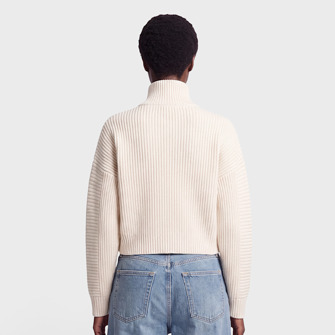 New Era Cropped Knit Beige 107231 2