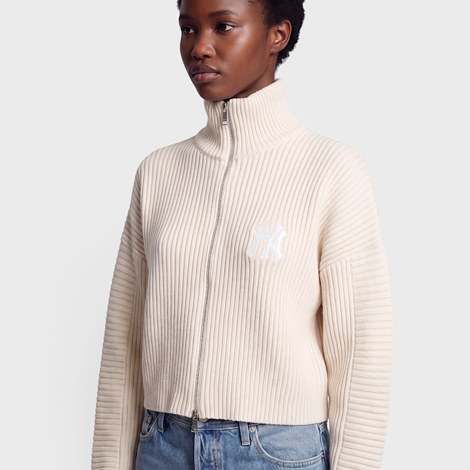New Era Cropped Knit Beige 107231 3