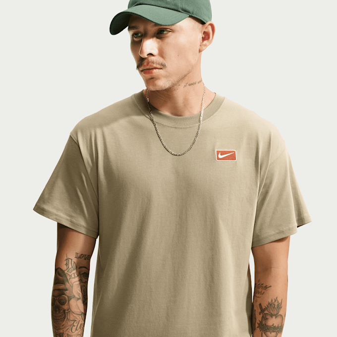 Nike Sportswear SF Graphic Shortsleeve Tee Beige 107982 3