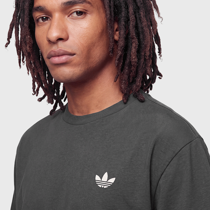 adidas Originals Logo Graphic Tee gris 109759 3