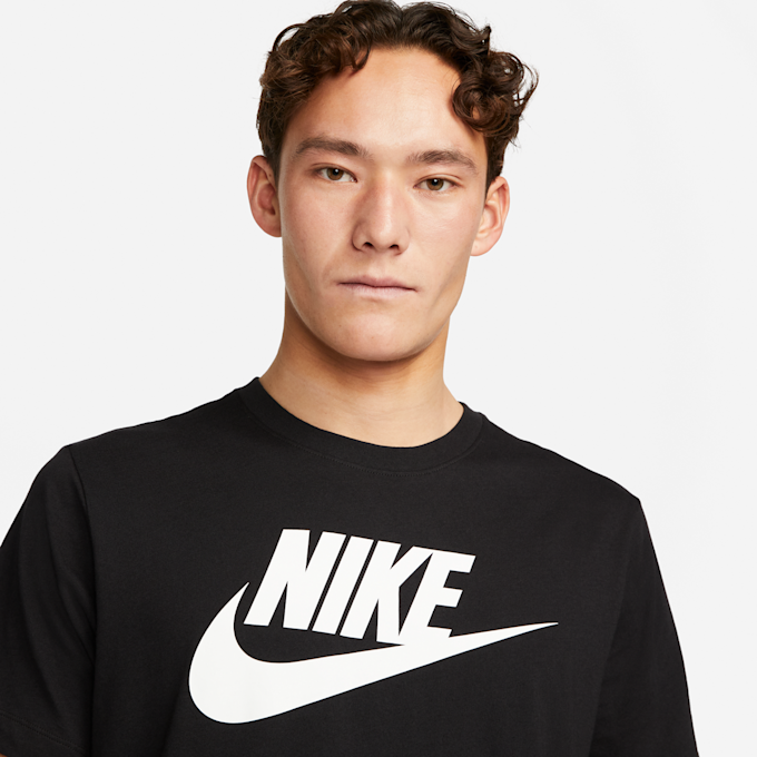 Nike   Sportswear Tee Icon Futura czarny 437 3