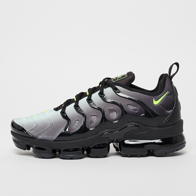 Nike Air VaporMax Plus Schwarz 485 1