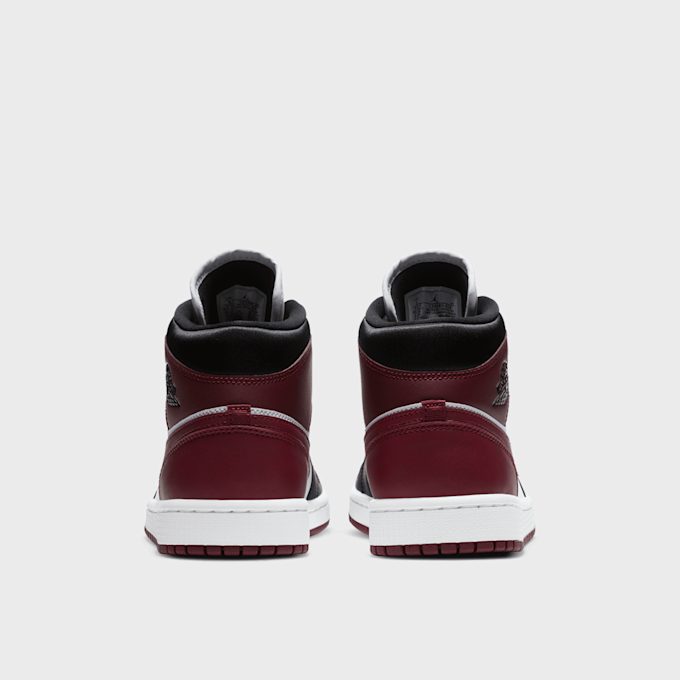 Jordan Air Jordan 1 Mid SE czarny 40260 4
