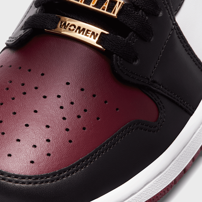 Jordan Air Jordan 1 Mid SE crna 40260 6