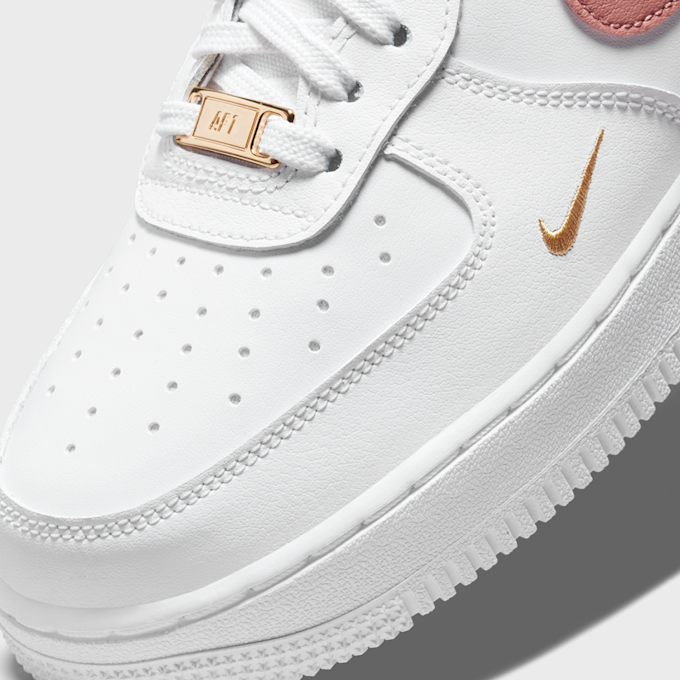 Nike   Air Force 1 '07 ESS weiß 43615 7