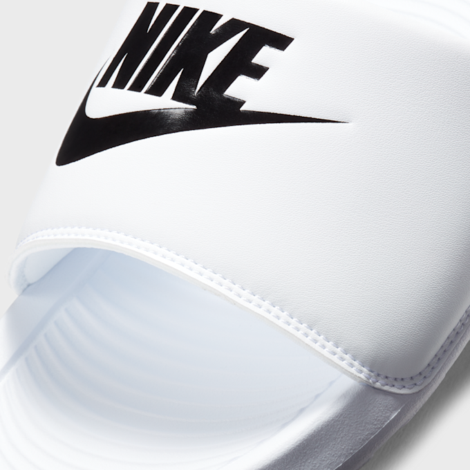 Nike   Victori One Slide blanc 2185 6
