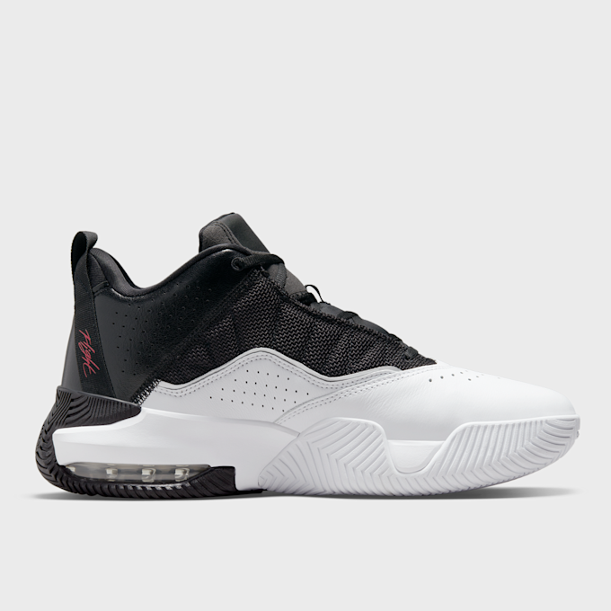 Jordan Stay Loyal black/university red/white/wolf grey schwarz 7077 2