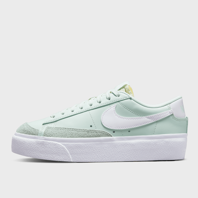 Nike Blazer Low Platform türkis 10676 1