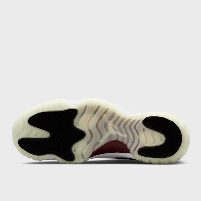 Jordan Air Jordan 11 Retro Low Suede black/gym red/white/sail Schwarz 10843 3