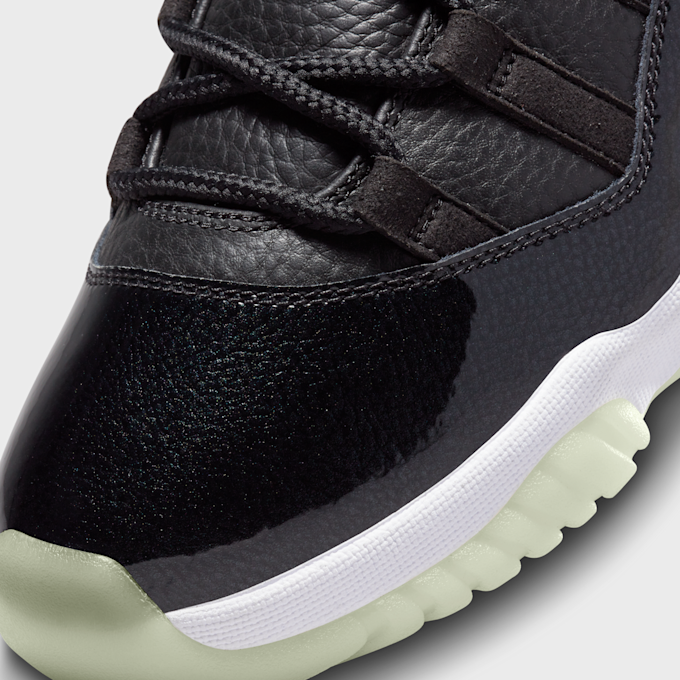 Jordan Air Jordan 11 Retro Low Suede black/gym red/white/sail Schwarz 10843 7