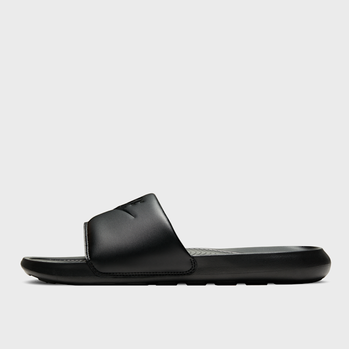 Nike   Victori One Slide czarny 10952 1