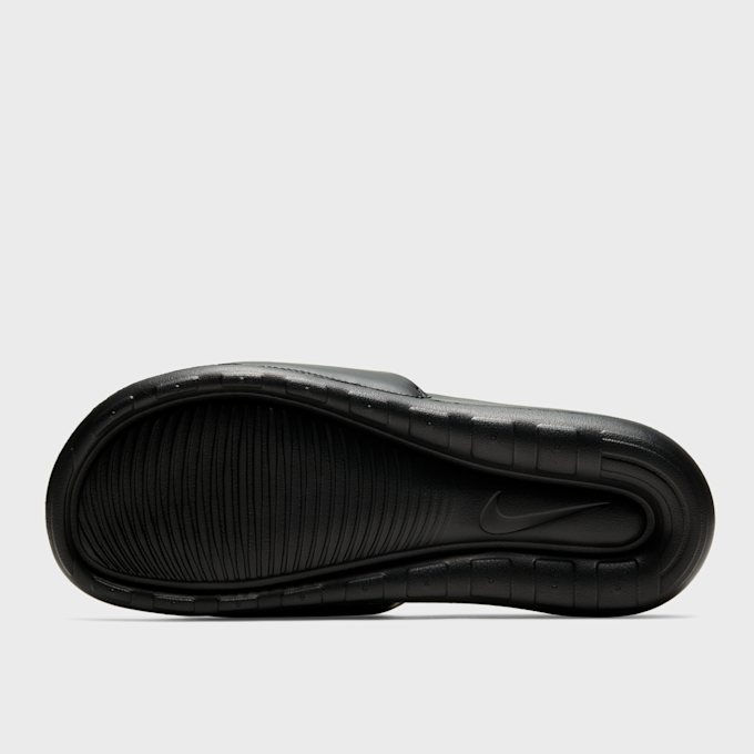 Nike   Victori One Slide czarny 10952 3