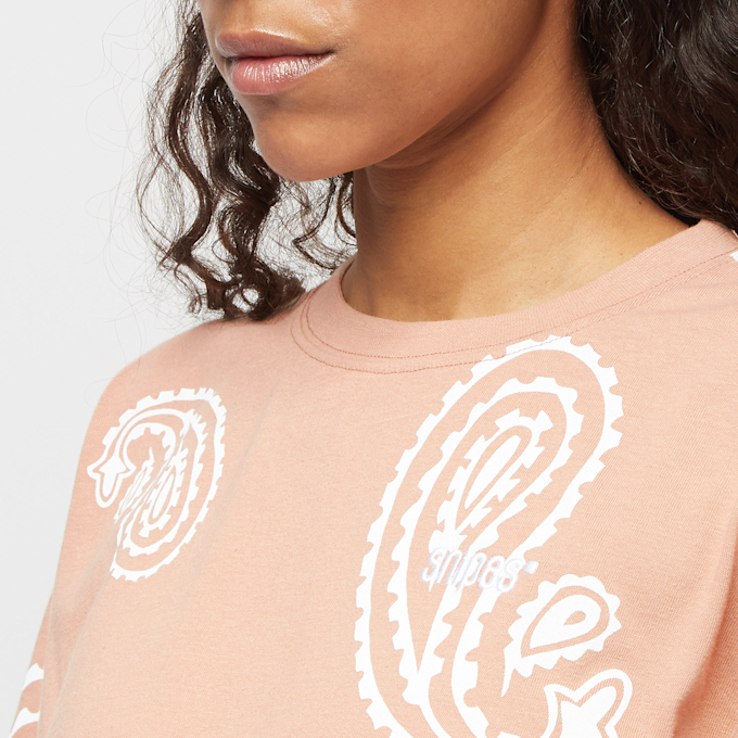 SNIPES Small Logo Paisley Cropped Oversized Tee braun 11807 3