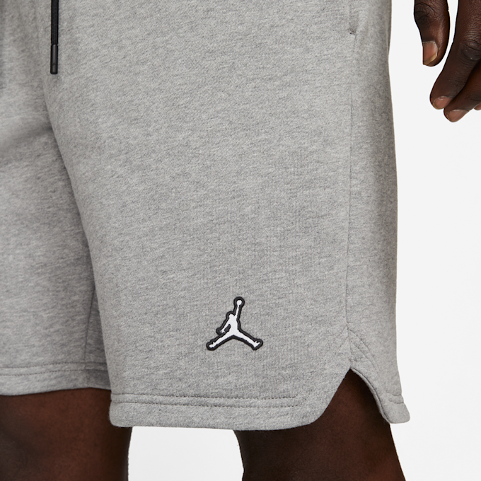 Jordan Essential Fleece Short Grau 12025 4