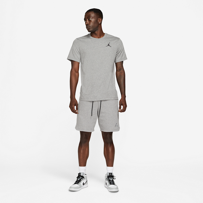 Jordan Essential Fleece Short Grau 12025 6