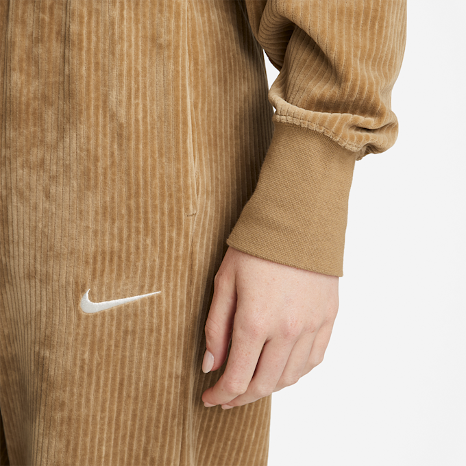 Nike Sportswear Women's Velour Cropped Pullover Hoodie beige 16120 4