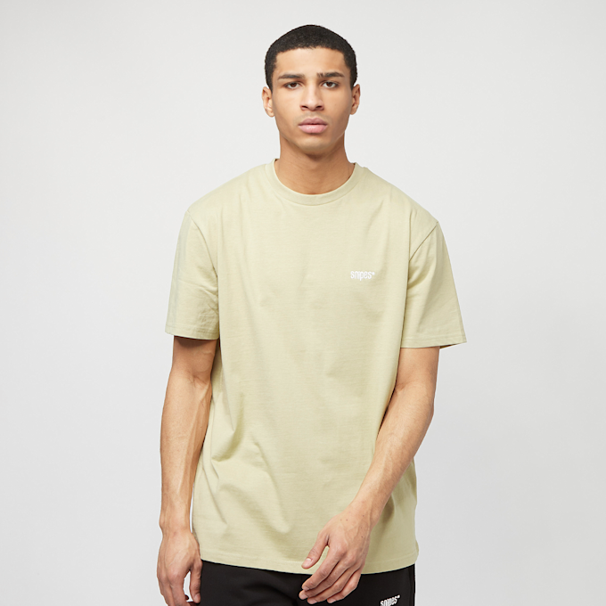 SNIPES Small Logo Essential Tee sand Grün 16679 1