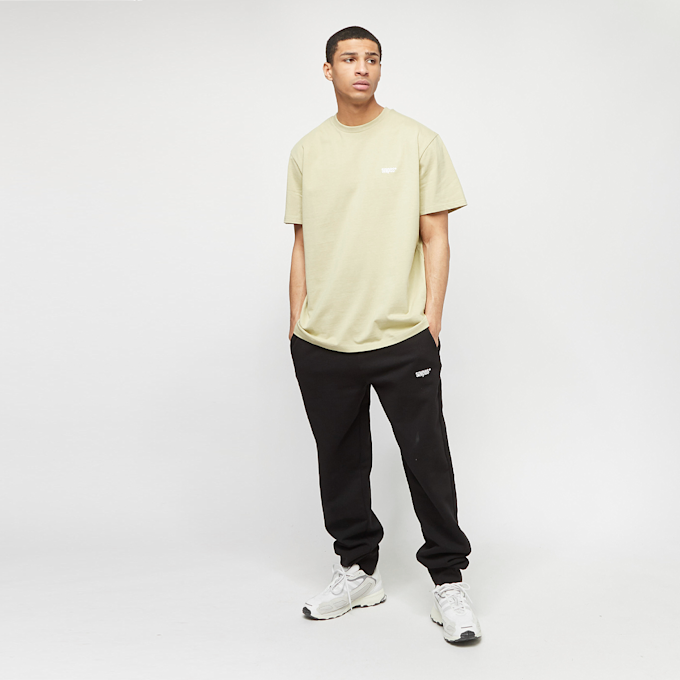 SNIPES Small Logo Essential Tee sand Grün 16679 4