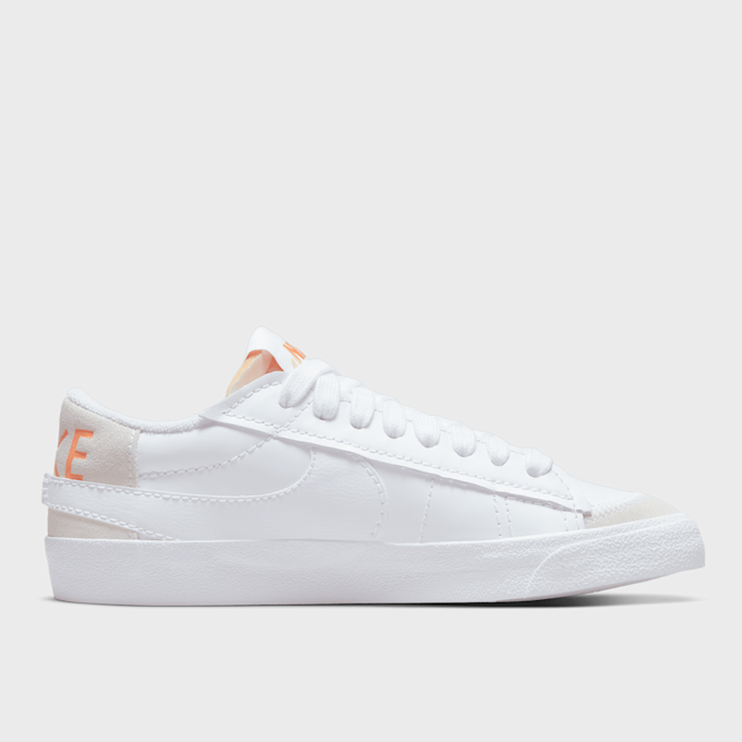 Nike Blazer Low 77 Jumbo weiß 16726 2