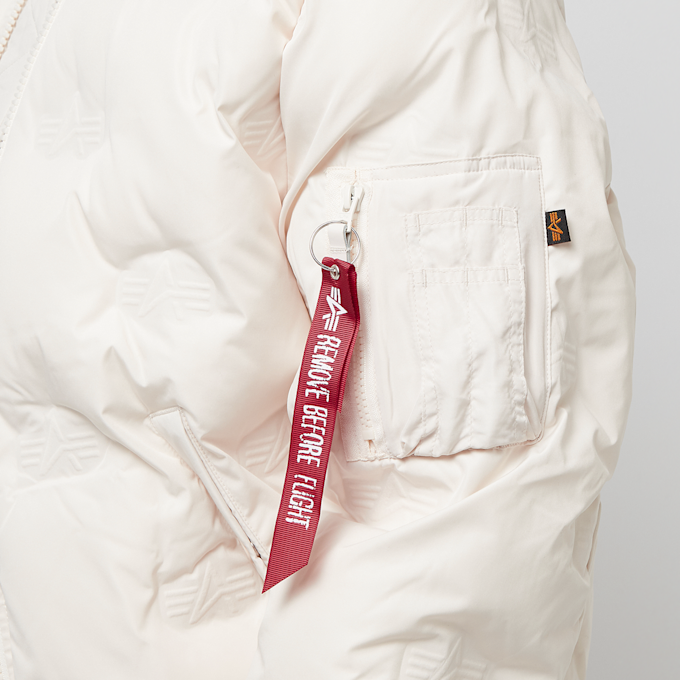 Alpha Industries Ma-1 Emb. Logo Puffer wit | 108106-578 | SNIPES