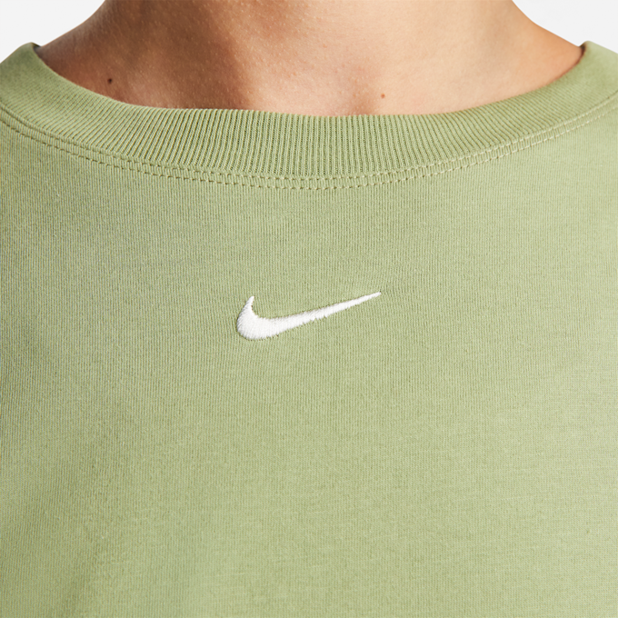 Nike Sportswear Essentials T-Shirt grün 14903 4