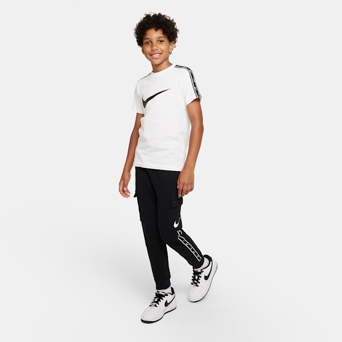 Nike Sportswear Repeat Tee Weiß 14932 4