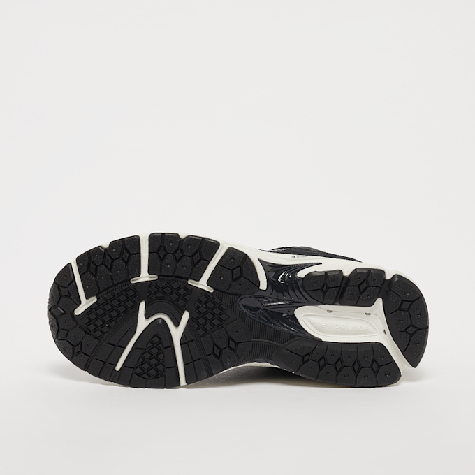 New Balance 2002R (GS) negro 19271 4