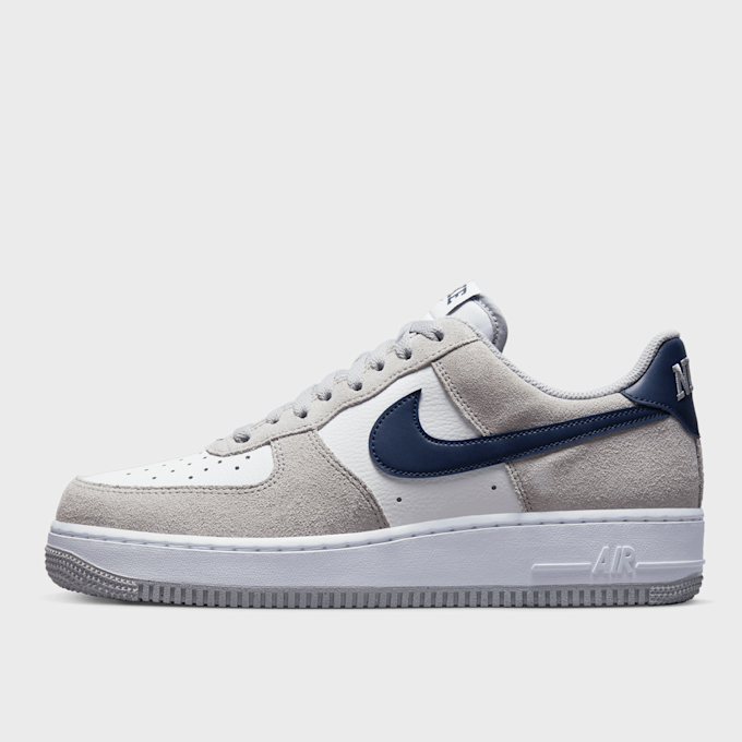 Nike   Air Force 1 '07 grijs 20959 1