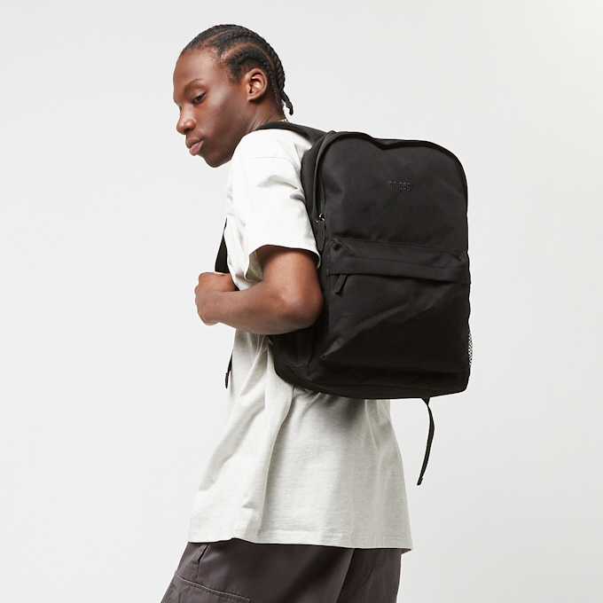 SNIPES Small Logo Backpack negro 26687 6