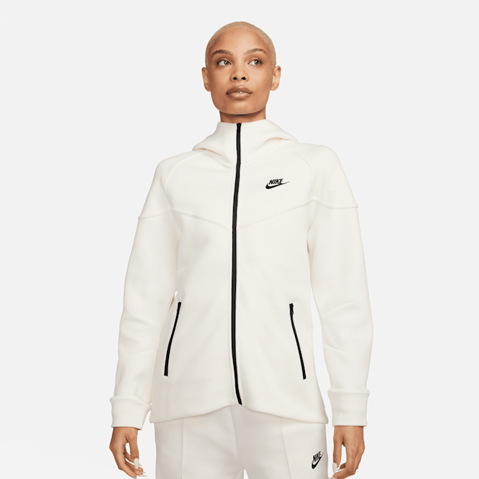 Nike Sportswear Tech Fleece Windrunner Full-Zip Hoodie weiß 27230 1