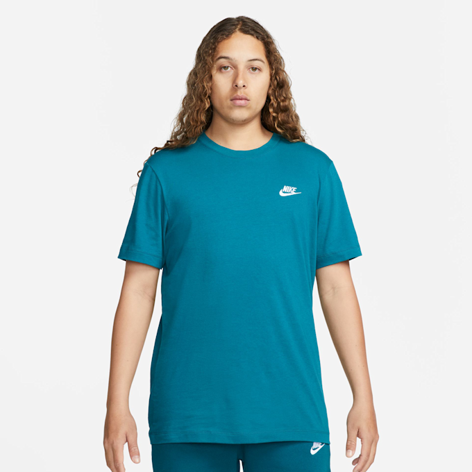 Nike   Sportswear Club Tee zielony 27370 1
